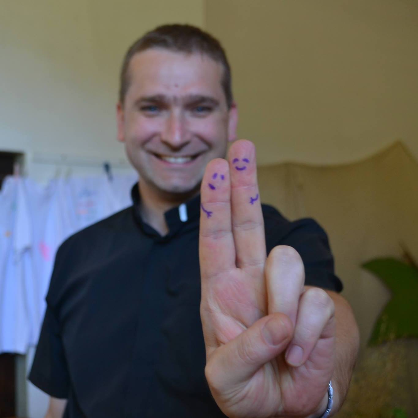 Foto di Don Tom, parroco di San Luca a Vingone